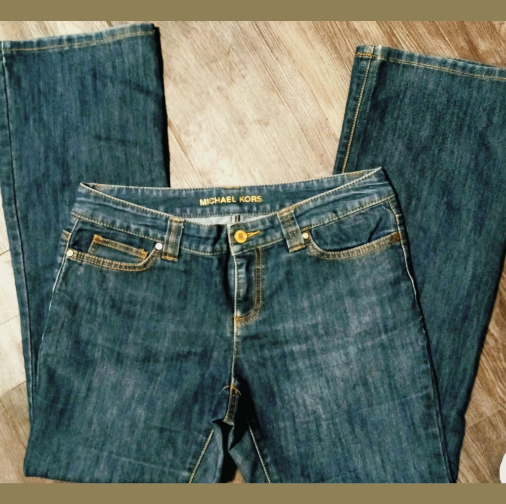 MICHAEL KORS Dark Wash Midrise Sz. 6P Jeans